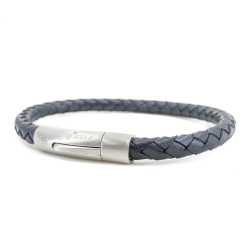 Finn taylor london - &,
